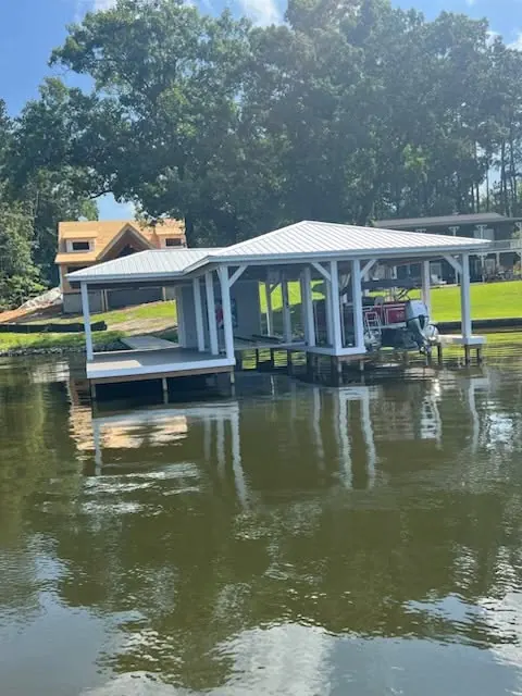 Custom boathouses by Twin Lakes on Lake Gaston