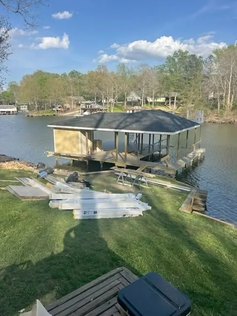 Roof it on a Twin Lakes job