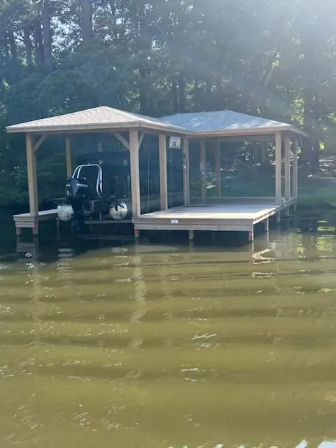 Custom boathouses: Twin Lakes work on Lake Gaston