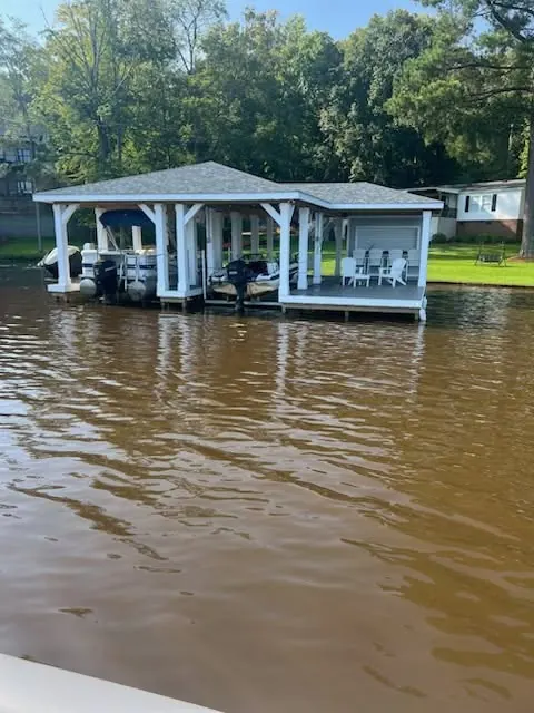 Custom boathouses: Twin Lakes work on Lake Gaston