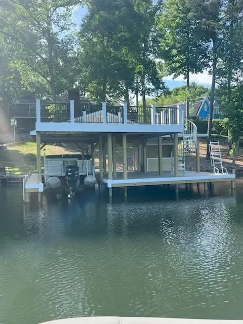 Sundecks and storage rooms by Twin Lakes on Lake Gaston